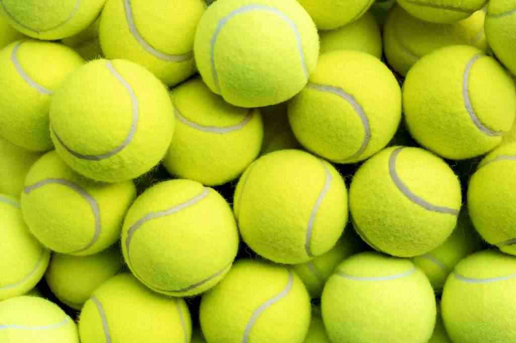Tennis balls
